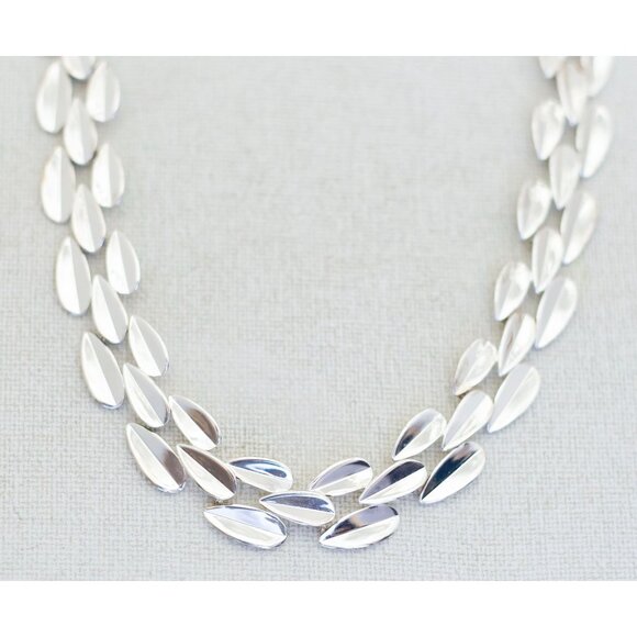 18 inch, Vintage Silver Tone Fashionable Leaves Necklace - G1 - Picture 1 of 3